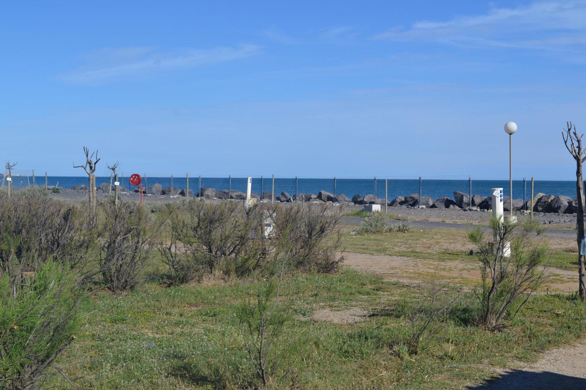 Camping Le Roucan West Vias Exterior photo
