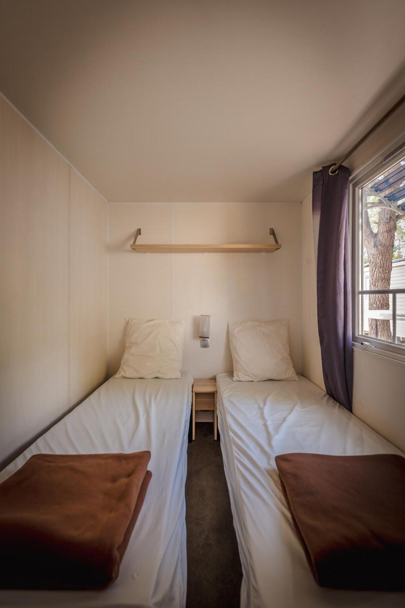 Camping Le Roucan West Vias Exterior photo